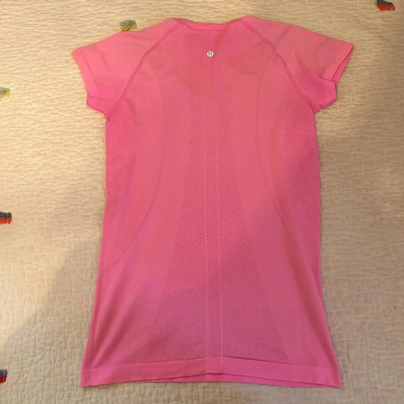 Lululemon Swiftly Tech Short Sleeve Pink 8 - Picture 2 of 7
